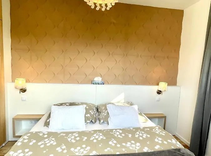 Golden Relax Apartment *