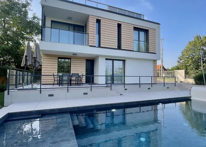 Golden Relax Apartment